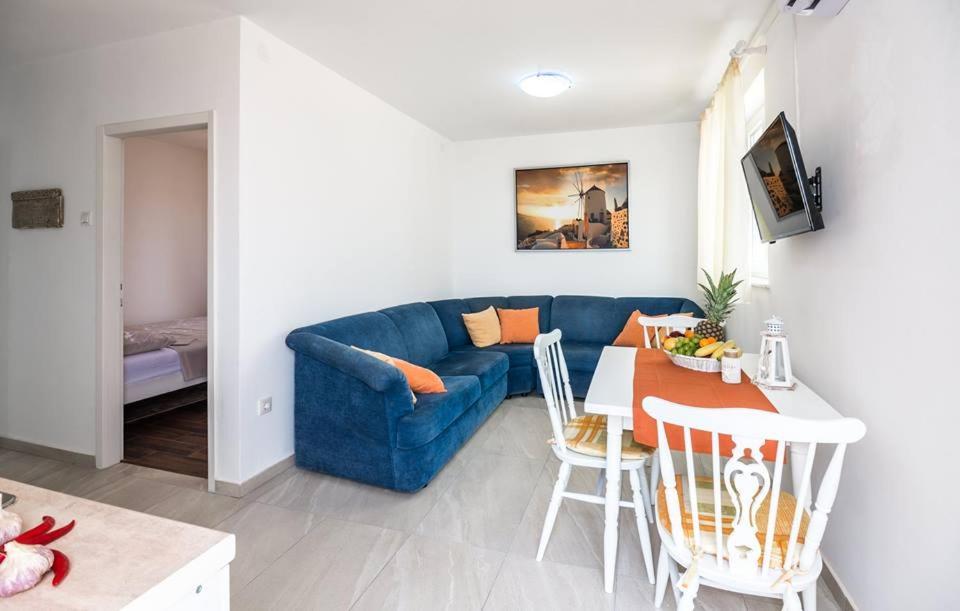 Apartments Dora 万塔西西 外观 照片