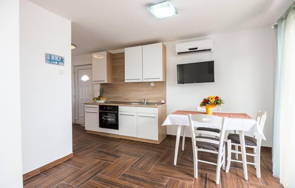 Apartments Dora 万塔西西 外观 照片