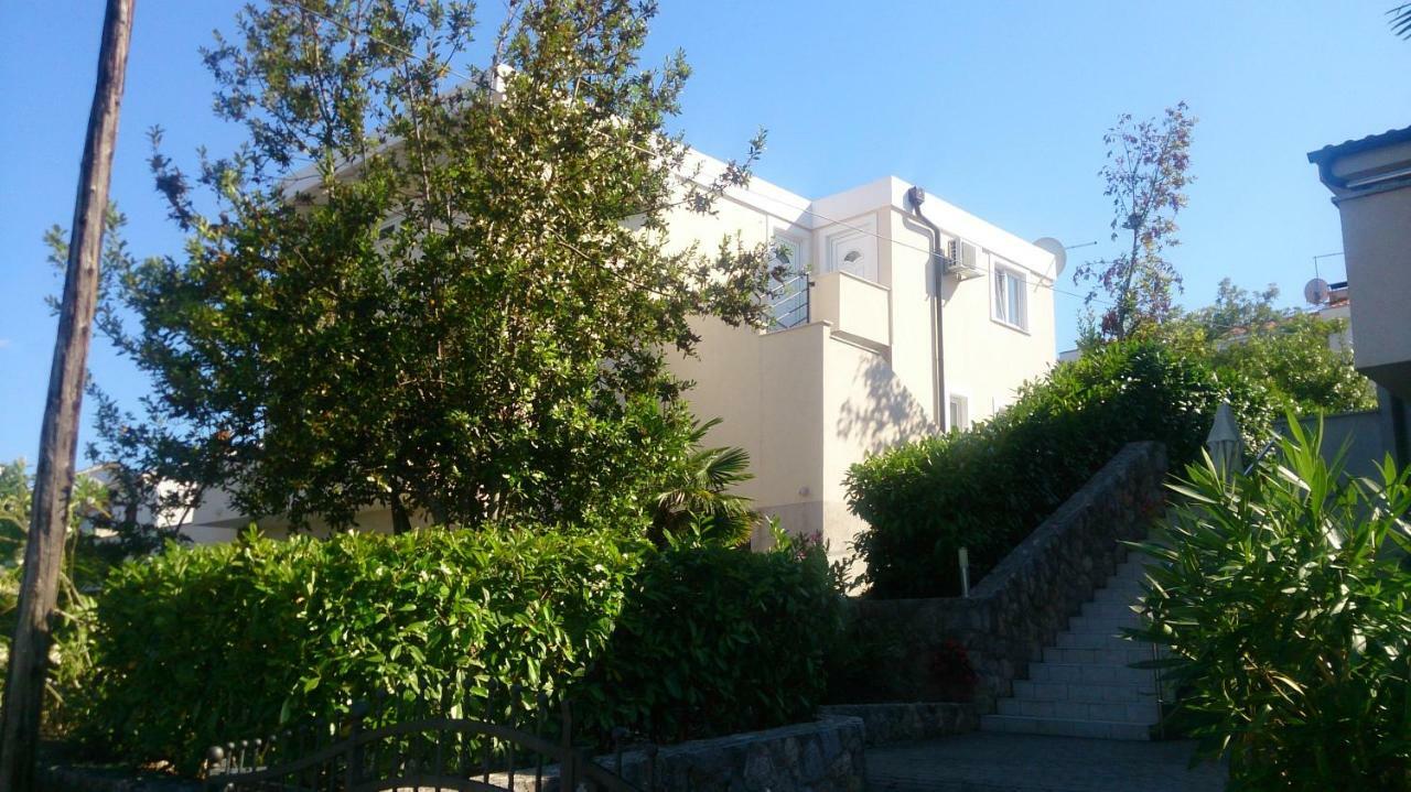 Apartments Dora 万塔西西 外观 照片
